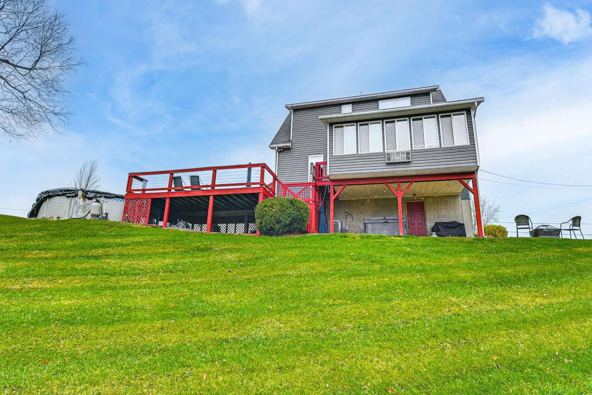 Williamstown Gem With Private Pool And Hot Tub! Villa ภายนอก รูปภาพ